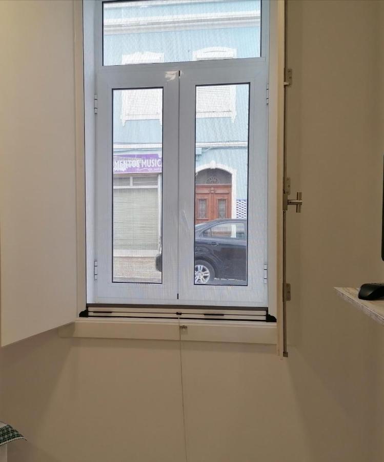 Lilac Homestay Setubal Bagian luar foto