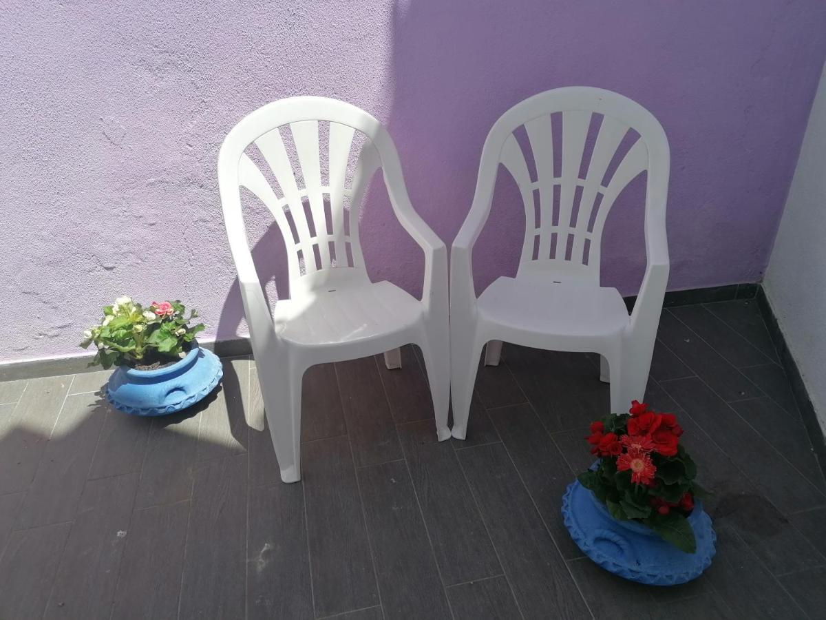 Lilac Homestay Setubal Bagian luar foto