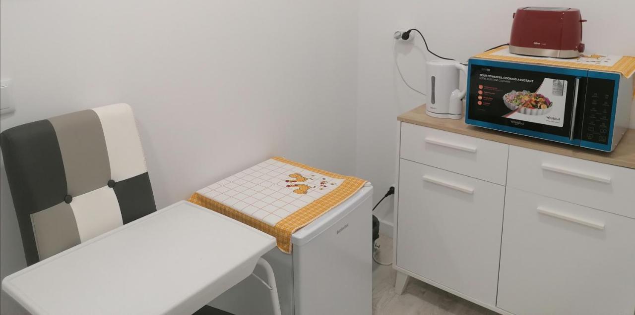 Lilac Homestay Setubal Bagian luar foto