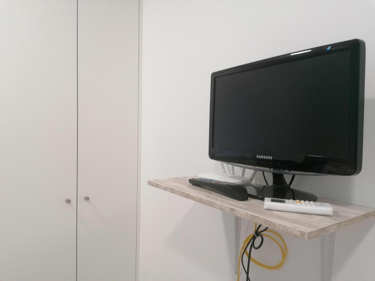 Lilac Homestay Setubal Bagian luar foto