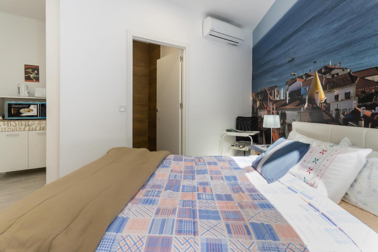 Lilac Homestay Setubal Bagian luar foto